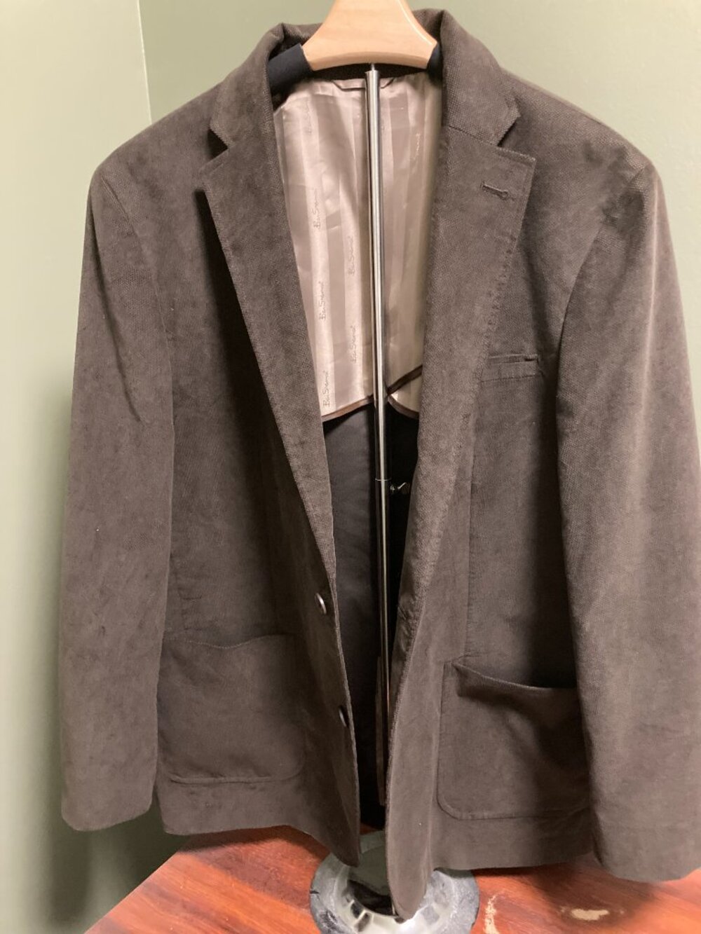 BEN SHERMAN  MANS LIGHT WEIGHT JACKET 42R